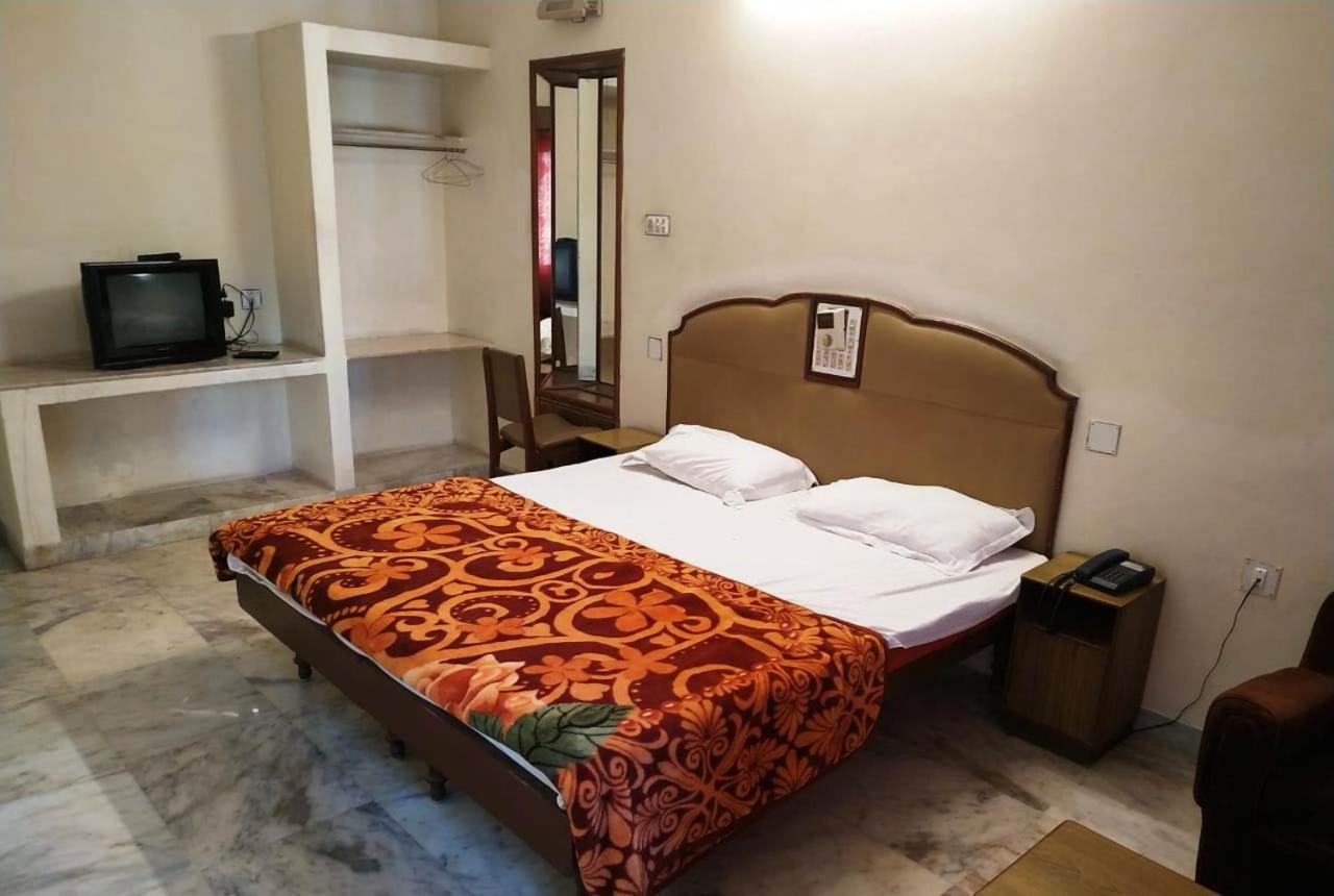 Hotel Vinayakam Udaipur Dış mekan fotoğraf